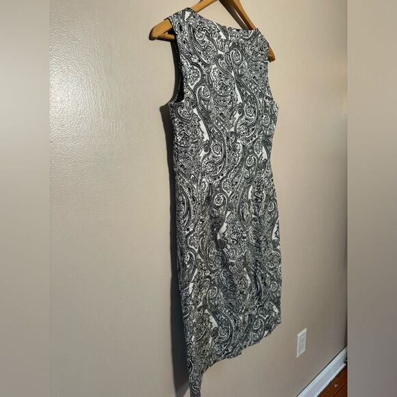SALE! B/W Talbots Outlet Printed Sheath Dress Size 10 EUC - Picture 4 of 6